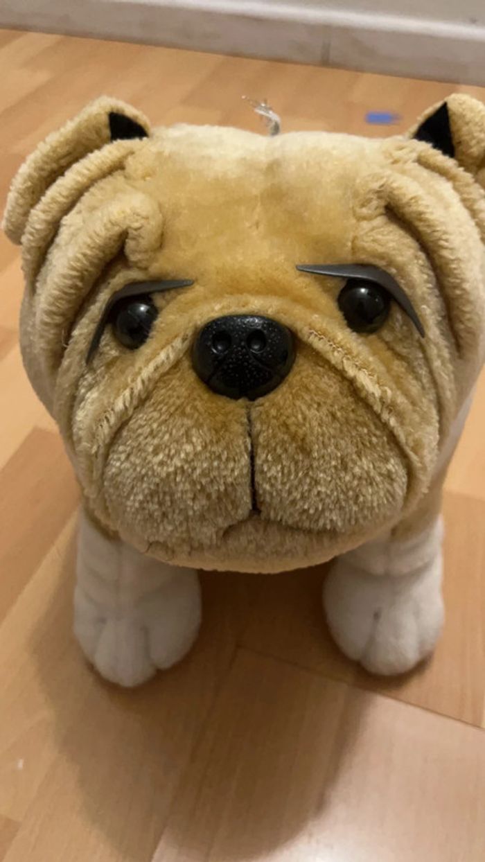 Peluche chien