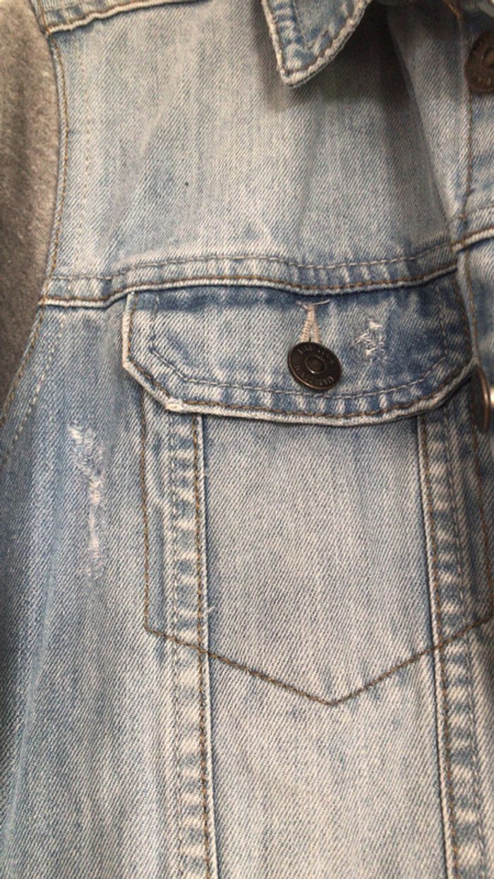 Veste en jeans effet usé - photo numéro 2