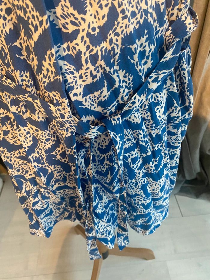 Robe courte bleue et blanche vila 42 - photo numéro 4