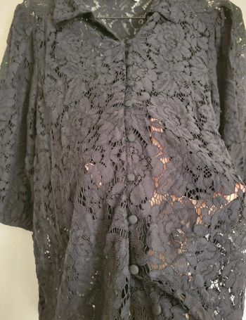 Chemise noir en dentelle