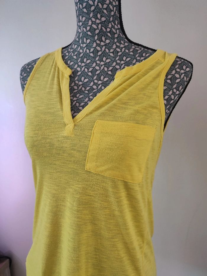 Débardeur jaune - photo numéro 2