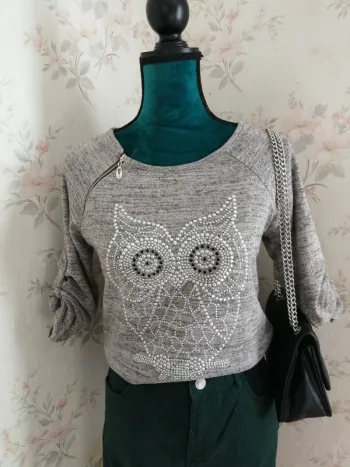 Pull fin gris chiné avec hiboux en strass manches réglables / sans marque / (TU)