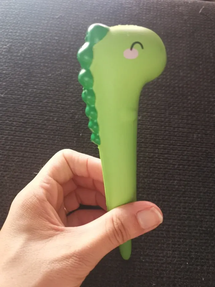 Stylo legami anti stress Squeezies

 dinosaure - photo numéro 3