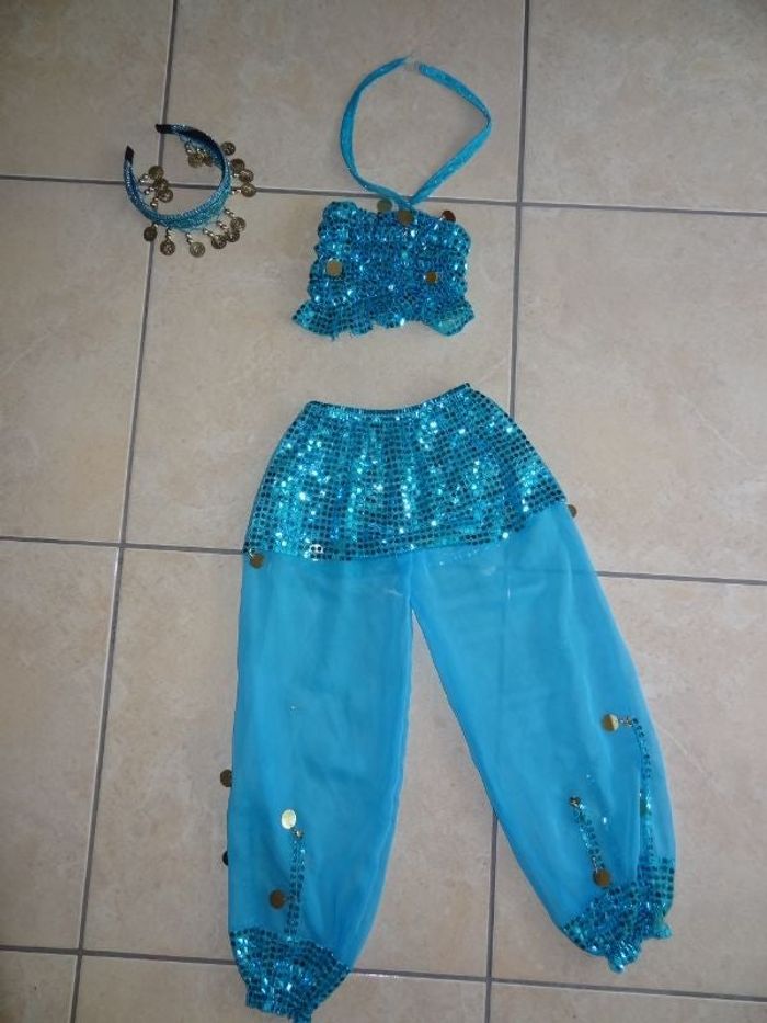 ensemble turquoise T 3ans