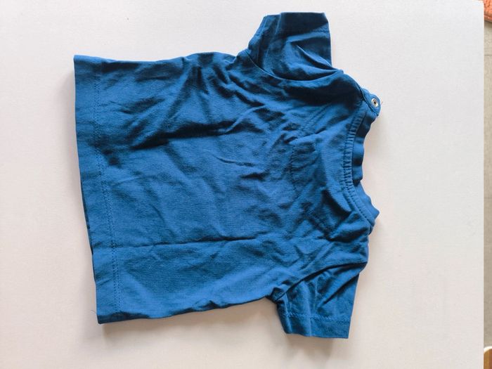 Lot 2 tshirt 3mois - photo numéro 4
