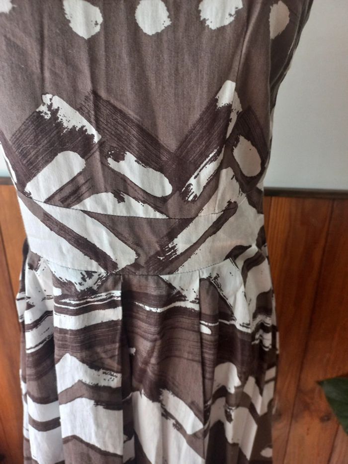 Robe marron motif blanc - photo numéro 2