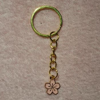 Porte clé fleur rose