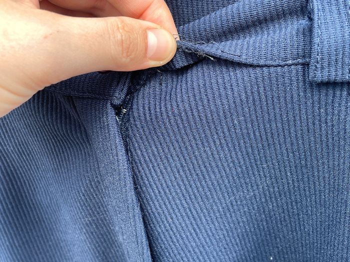 Pantalon bleu marine élégant - photo numéro 6