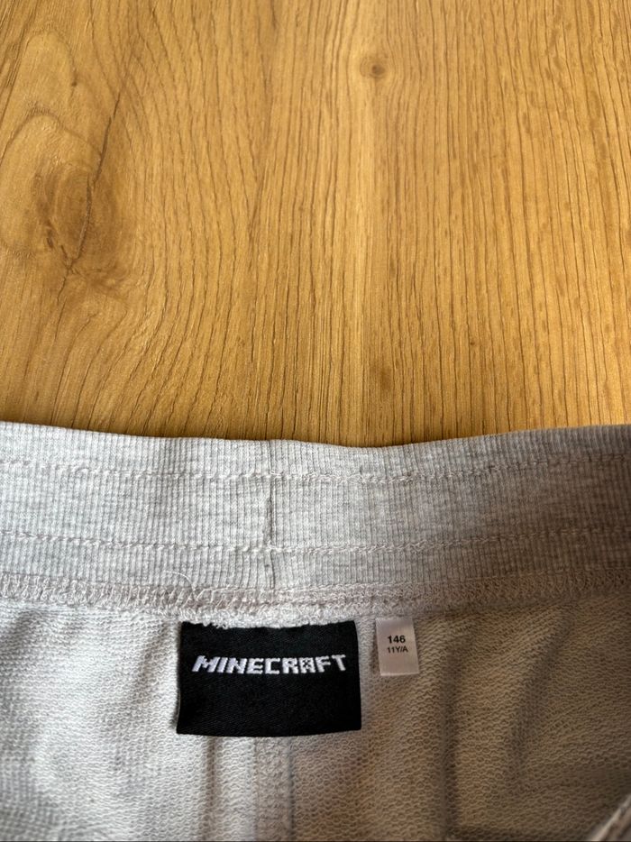 Short garçon taille 146 - photo numéro 3