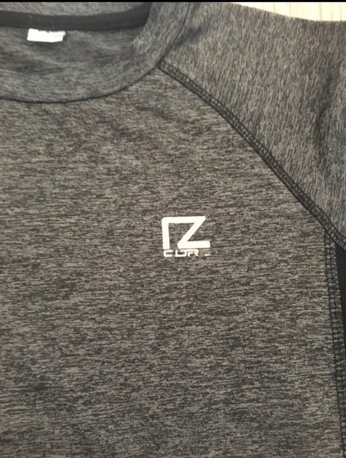 T-shirt 12 ans - photo numéro 4