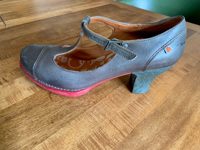 Chaussures Art neuves - photo numéro 4