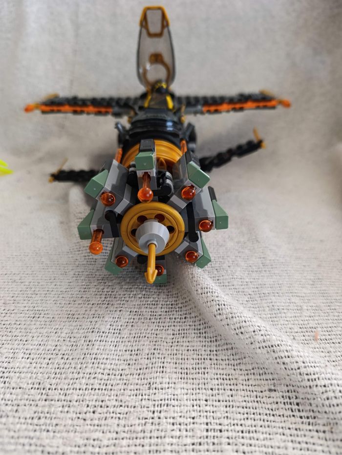 Le jet multi-missiles 71736 | NINJAGO - photo numéro 3