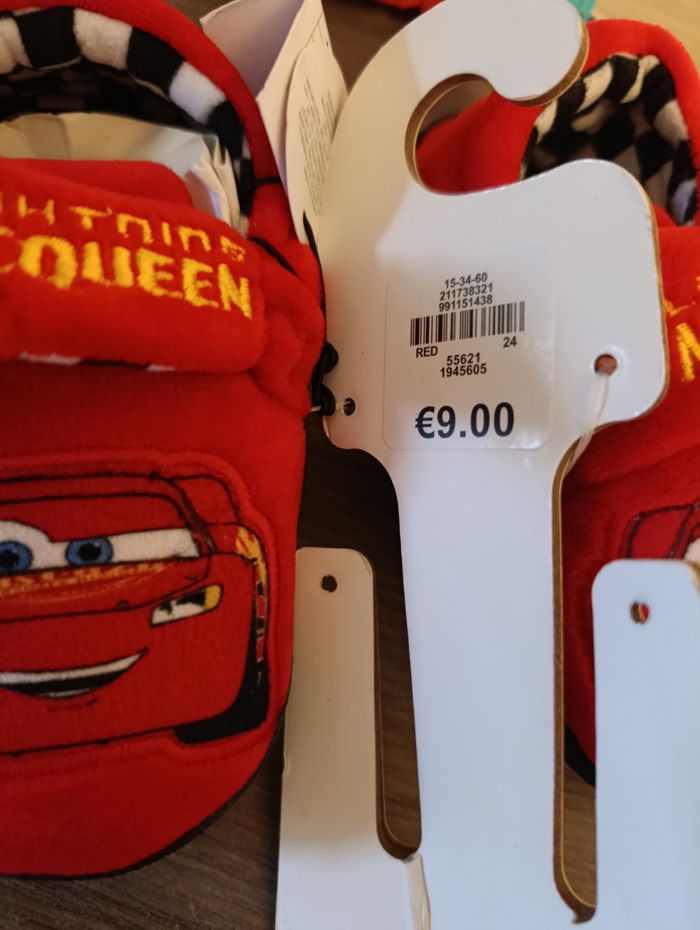 Pantoufles macquen neuves - photo numéro 2