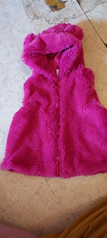 Gilet 6mois neuf