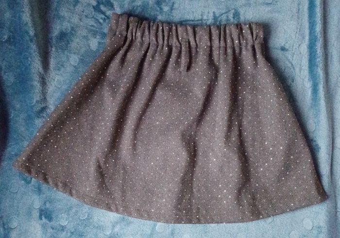 Jupe grise - photo numéro 2