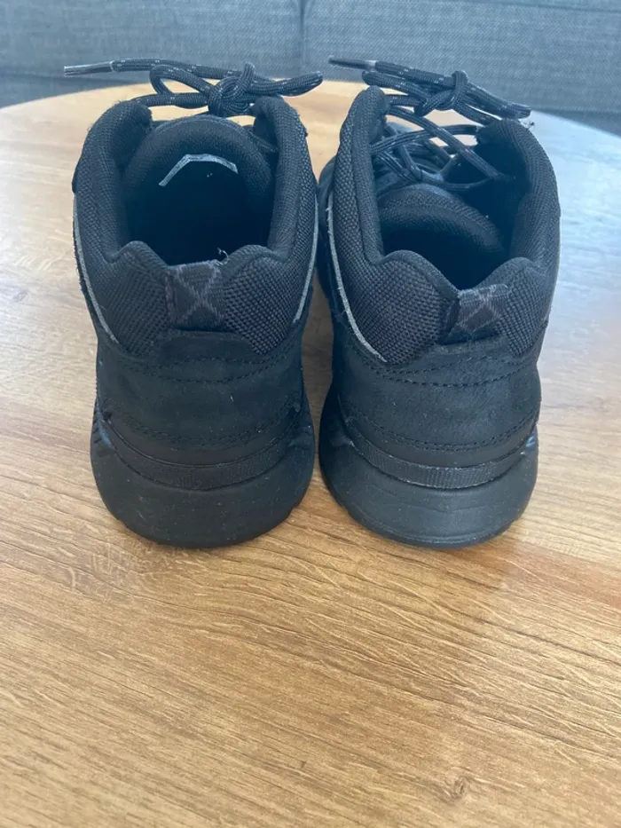 Chaussures Timberland noires - Pointure 40 - photo numéro 4