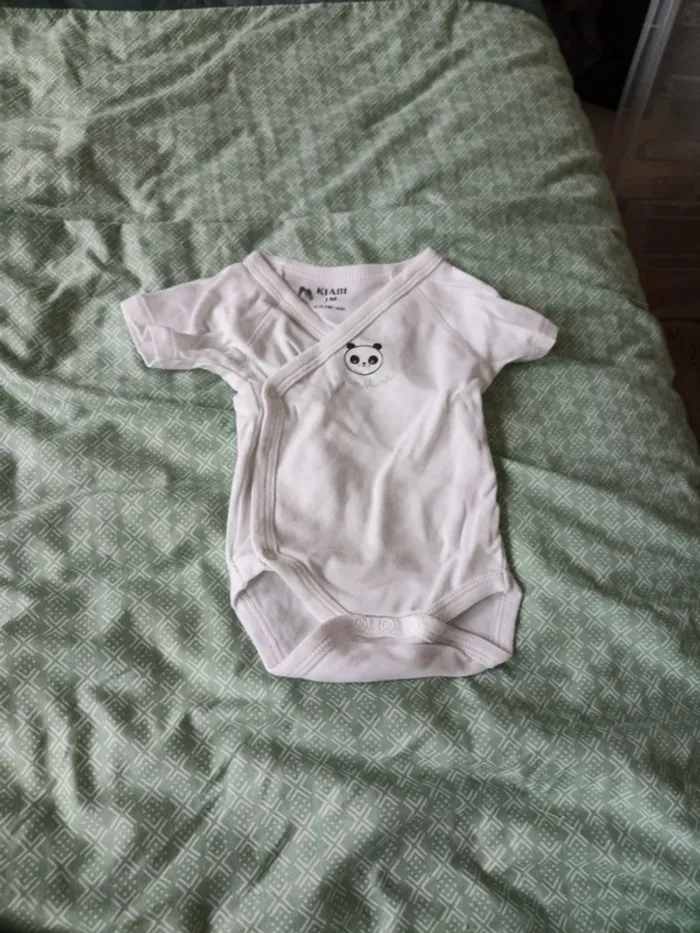 Lot Body manche courte 1 mois - photo numéro 3