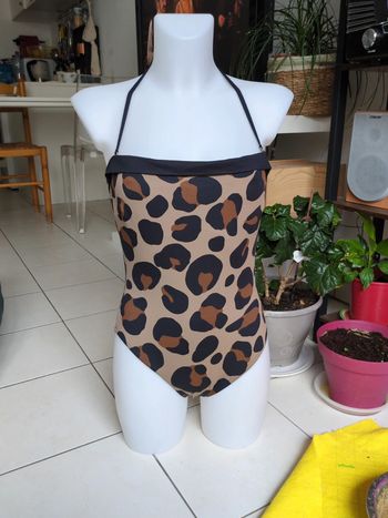 Maillot 1 pièce léopard galerie Lafayette 42