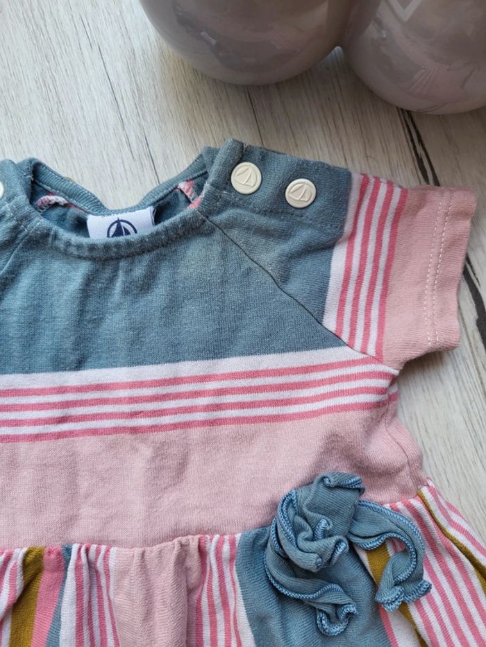 Jolie robe estivale petit bateau 3 mois - photo numéro 2