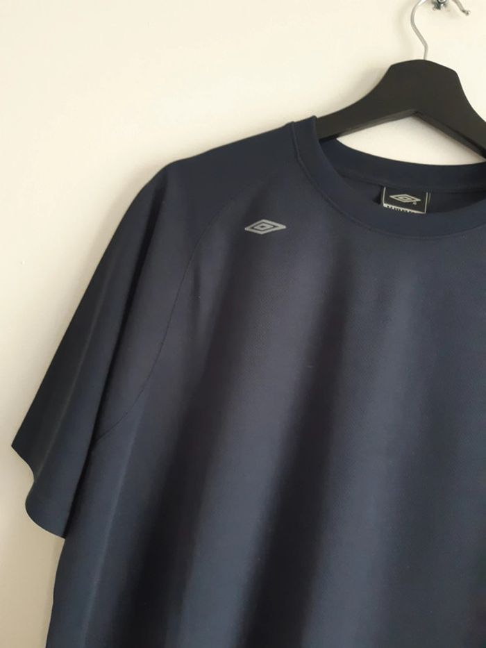 Tee shirt fluide Umbro XXL - photo numéro 3