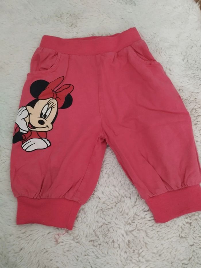 Pantacourts Minnie taille 4 ans