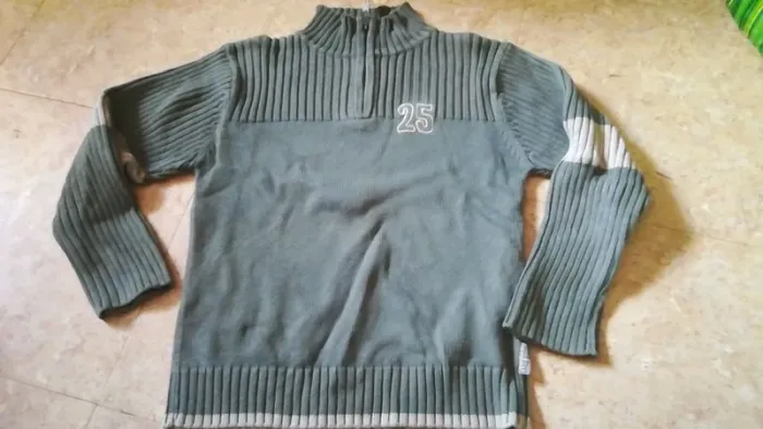Pull 8 ans - photo numéro 2