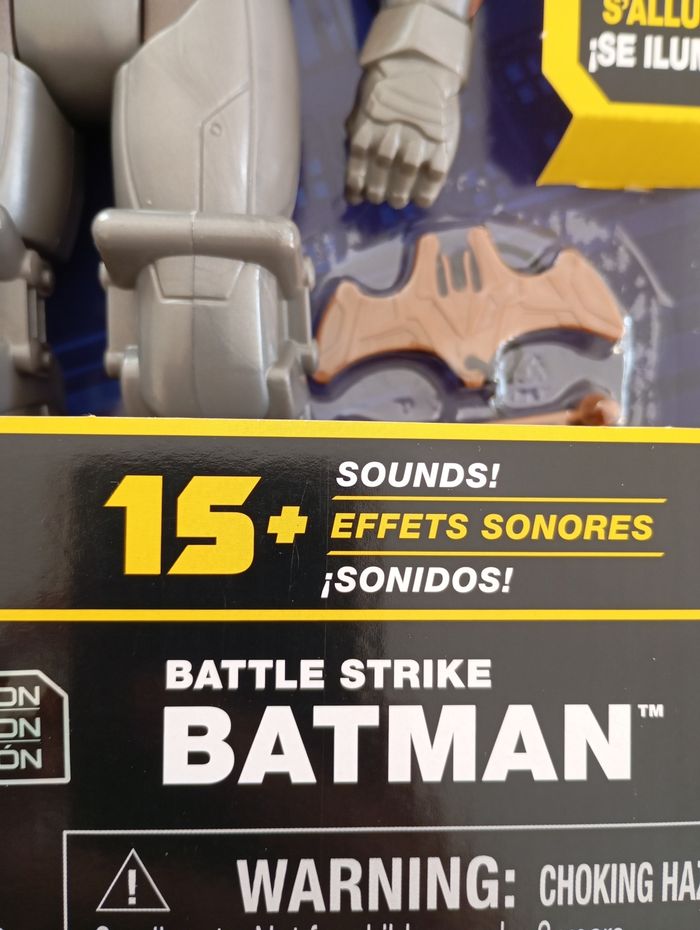 Figurine Batman lumineuse et effets sonores neuve - photo numéro 5