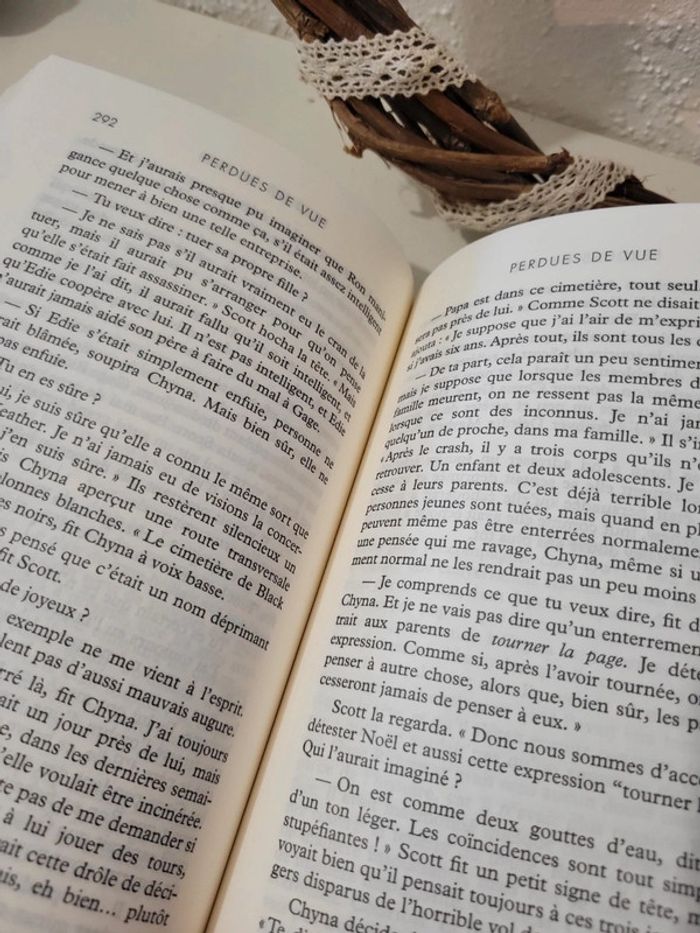 Livre fantastique "Perdues de vue" de Carlene Thompson - photo numéro 5