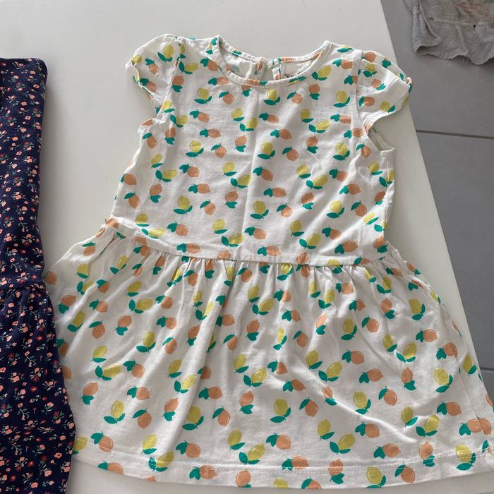 2 robes 18 mois 80cm - photo numéro 3