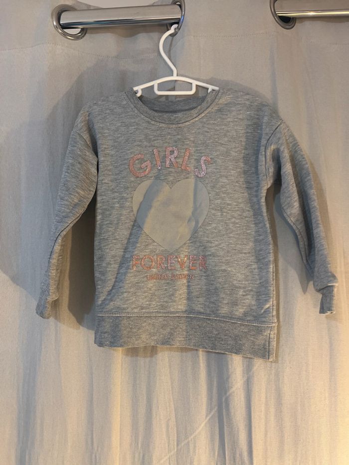 Pull gris
