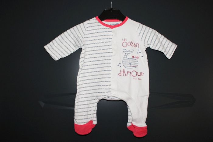 Pyjama d'été NEUF taille 1 mois 54 cm. - photo numéro 3