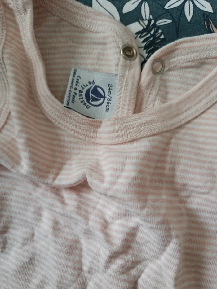 Combinaison été rayée rose et blanc petit bateau 24mois - photo numéro 2