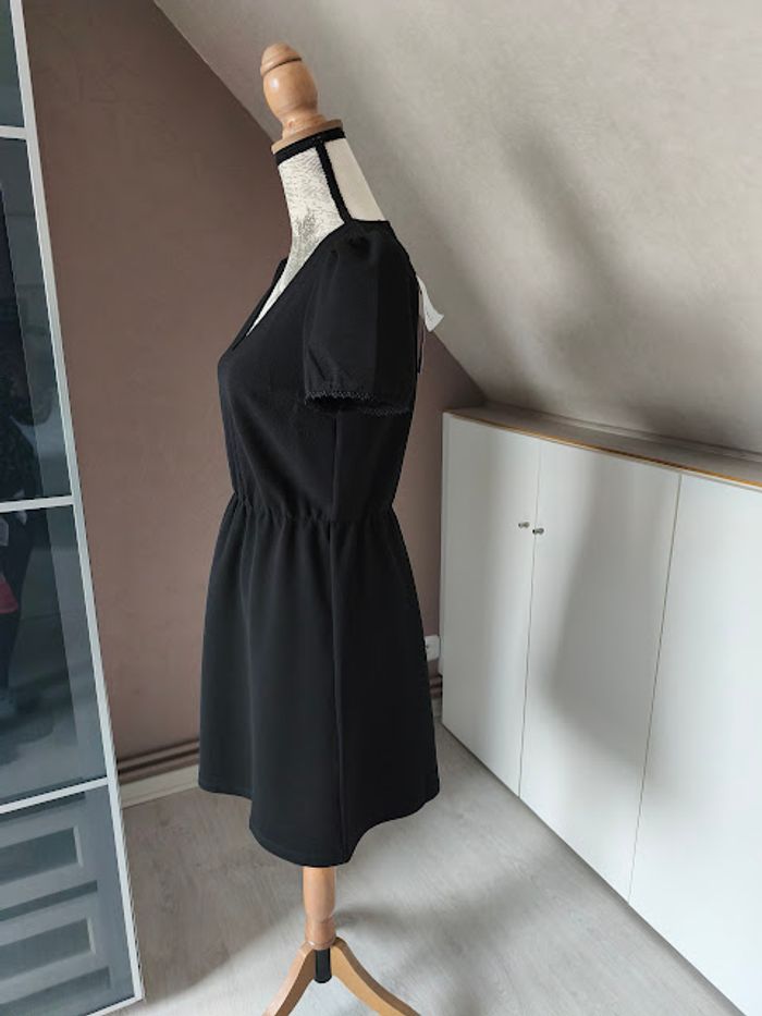 Robe manches courtes - photo numéro 3