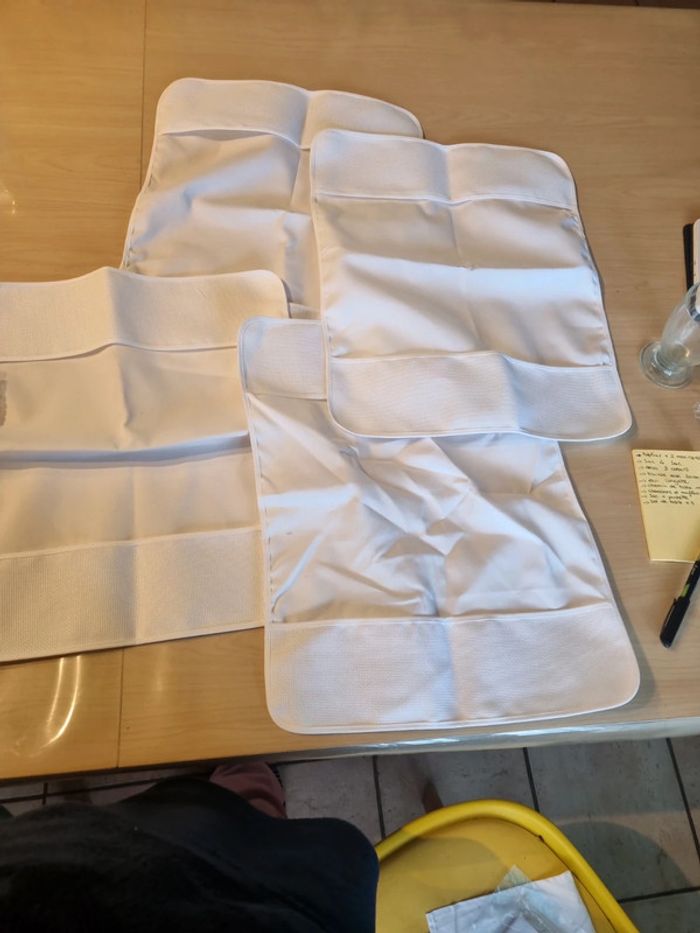 4 Set de table à broder