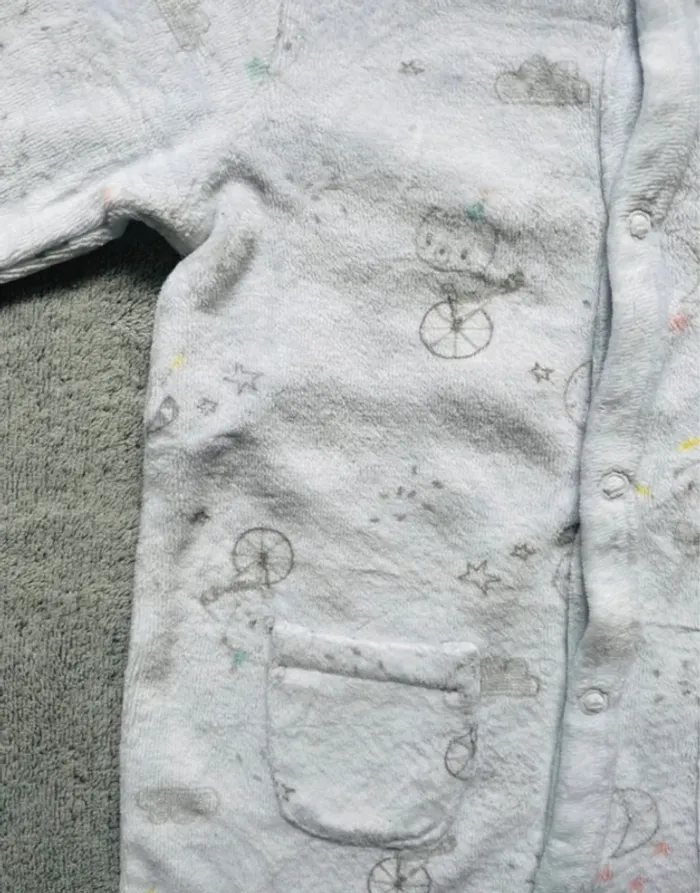 Pyjama velours, 12 mois - photo numéro 2