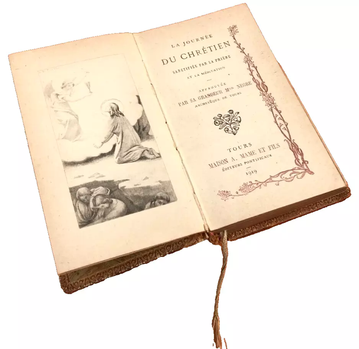 La journée du Chrétien (1919) Tours Maison A. Name et Fils Editeurs Pontificaux