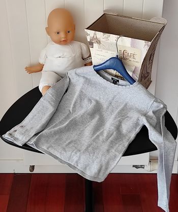 Pull fille gris – 7 ans 