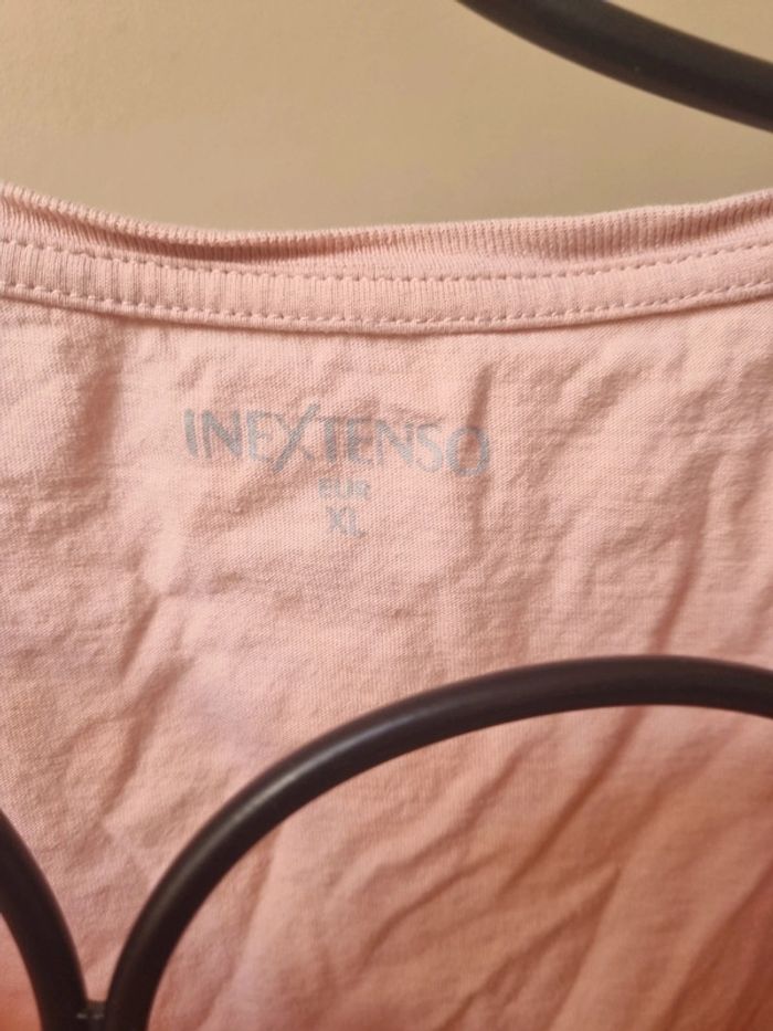 T-shirt rose pâle avec dessin - photo numéro 2