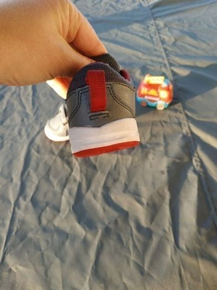 Baskets Nike 19,50 - photo numéro 5