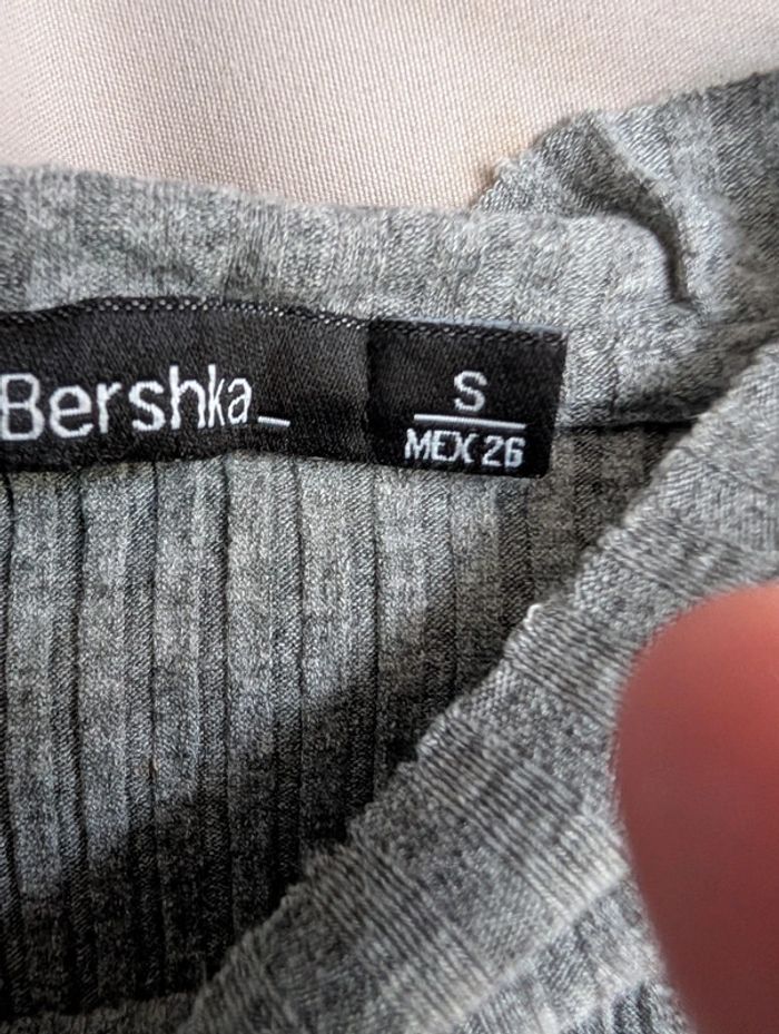 Haut Bershka - photo numéro 3