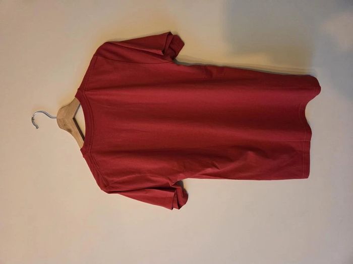 t-shirt Carhartt rouge taille Xs - photo numéro 3