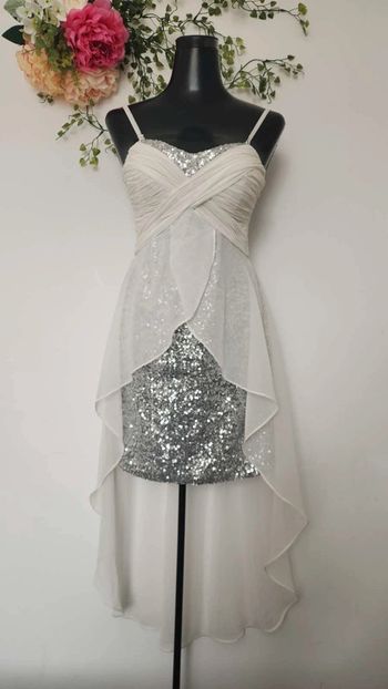 Robe bustier à sequins et voile fluide 🎀 Taille M 🎀