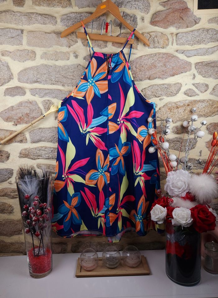 Robe col halter bleu et multicolore Femme taille 52 marque Asos 💎 - photo numéro 3