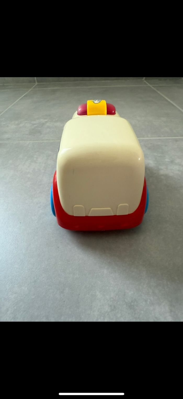 Ambulance - photo numéro 7