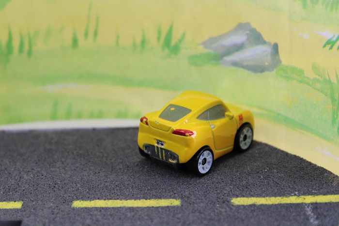 Disney pixar car min racer Cruz Ramirez - photo numéro 5