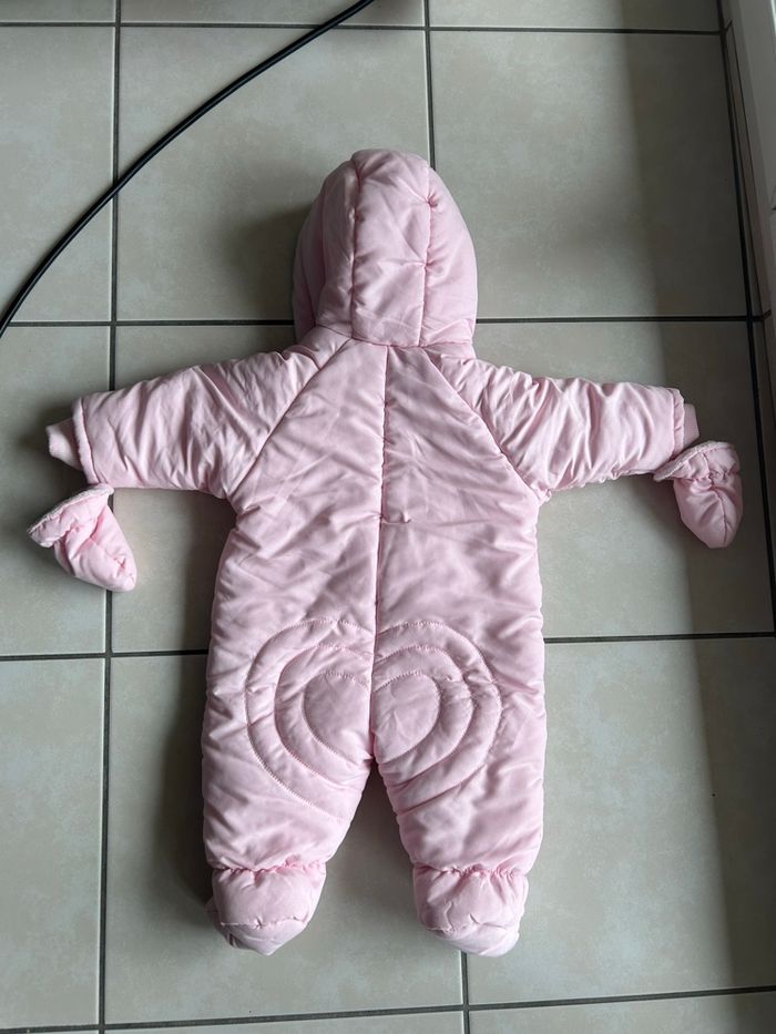 Combipilote rose Winnie C&A 6 mois - photo numéro 2