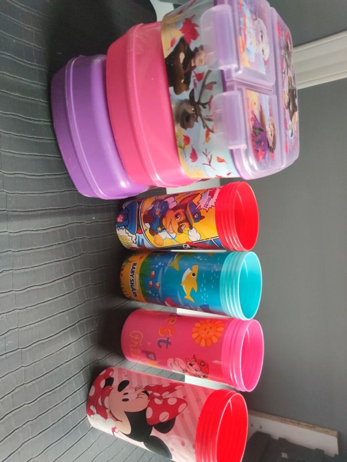 Lot boîtes à goûter et verres pat patrouille baby shark reine des neiges - photo numéro 9
