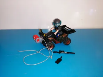 Thème* véhicule & personnage / quad