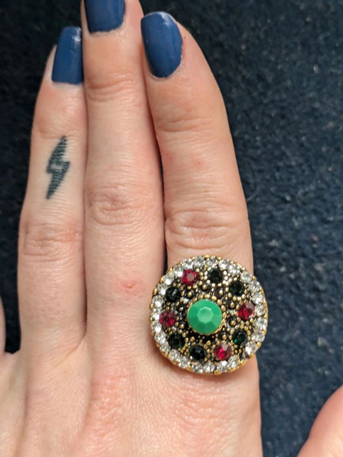 Bague fantaisie a strass