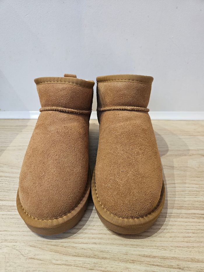 UGG Classic Mini Ultra Marron / Taille 40 - photo numéro 2